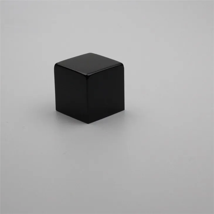 Tapón de perfume de aluminio negro cuadrado